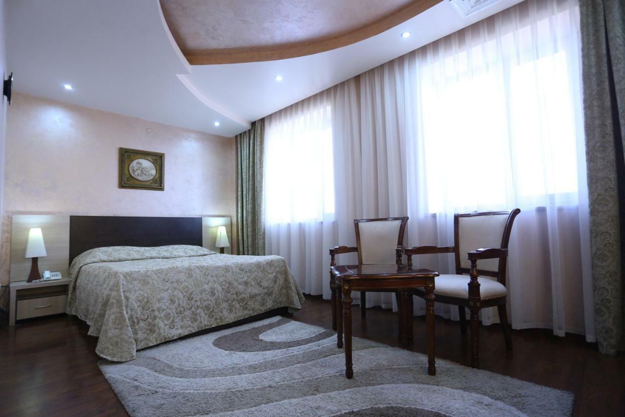 Vanatur Hotel Gyumri Exterior foto
